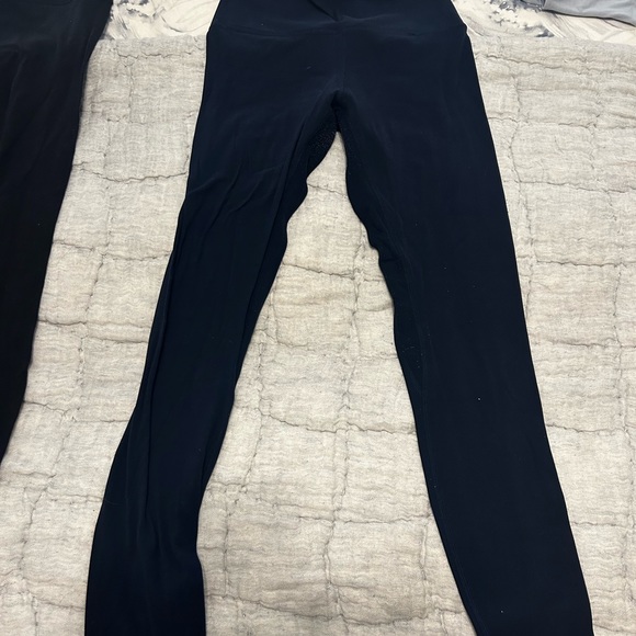 2 pair of lulu aligns 25 inch - Picture 10 of 11